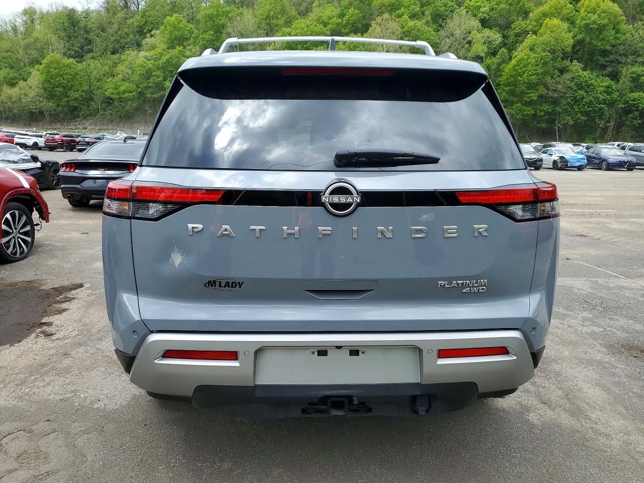 Nissan Pathfinder Platinum