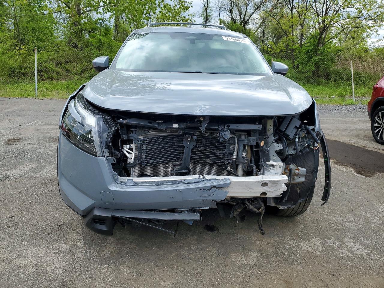 Nissan Pathfinder Platinum