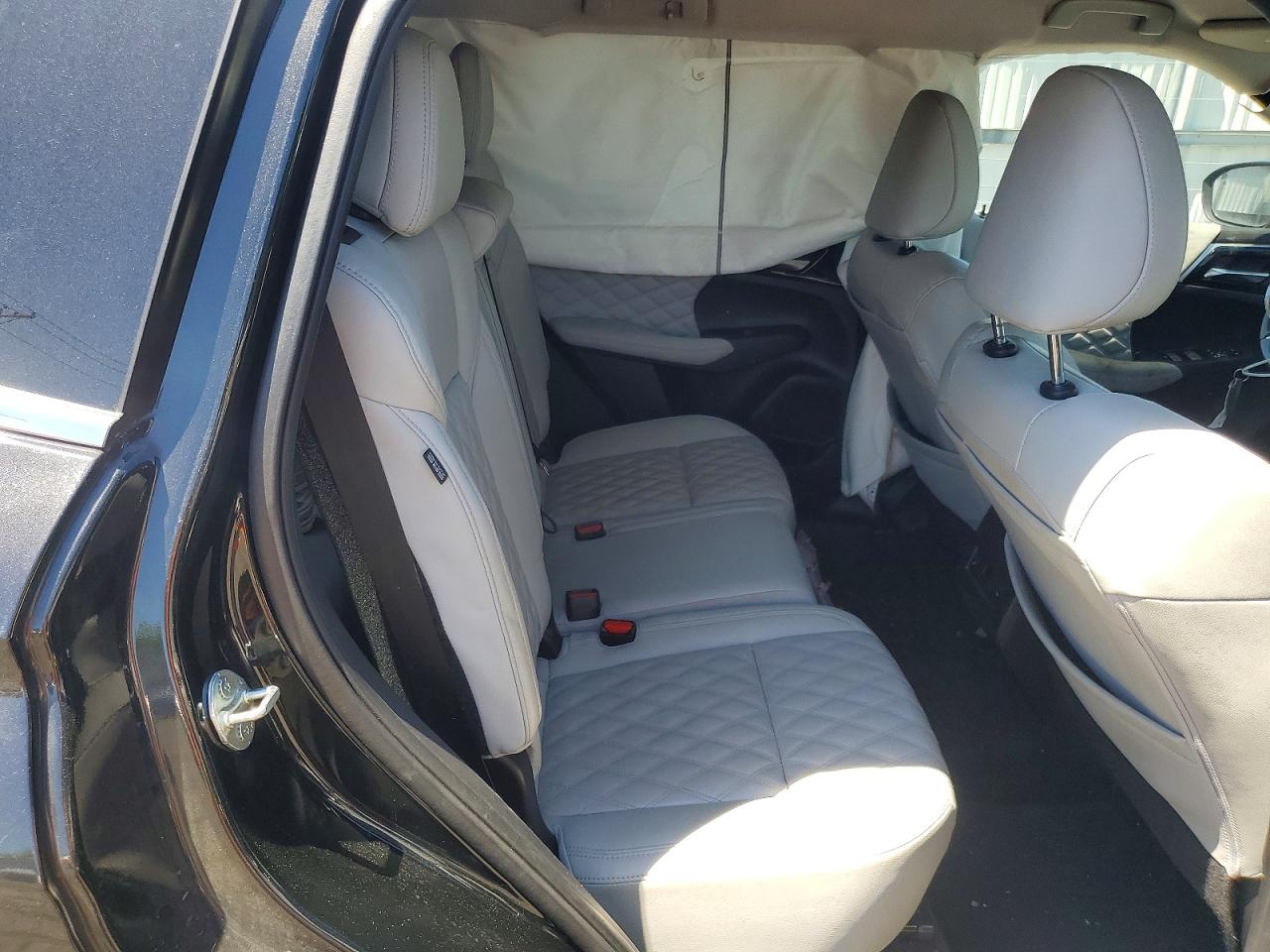 Mitsubishi Outlander Sel