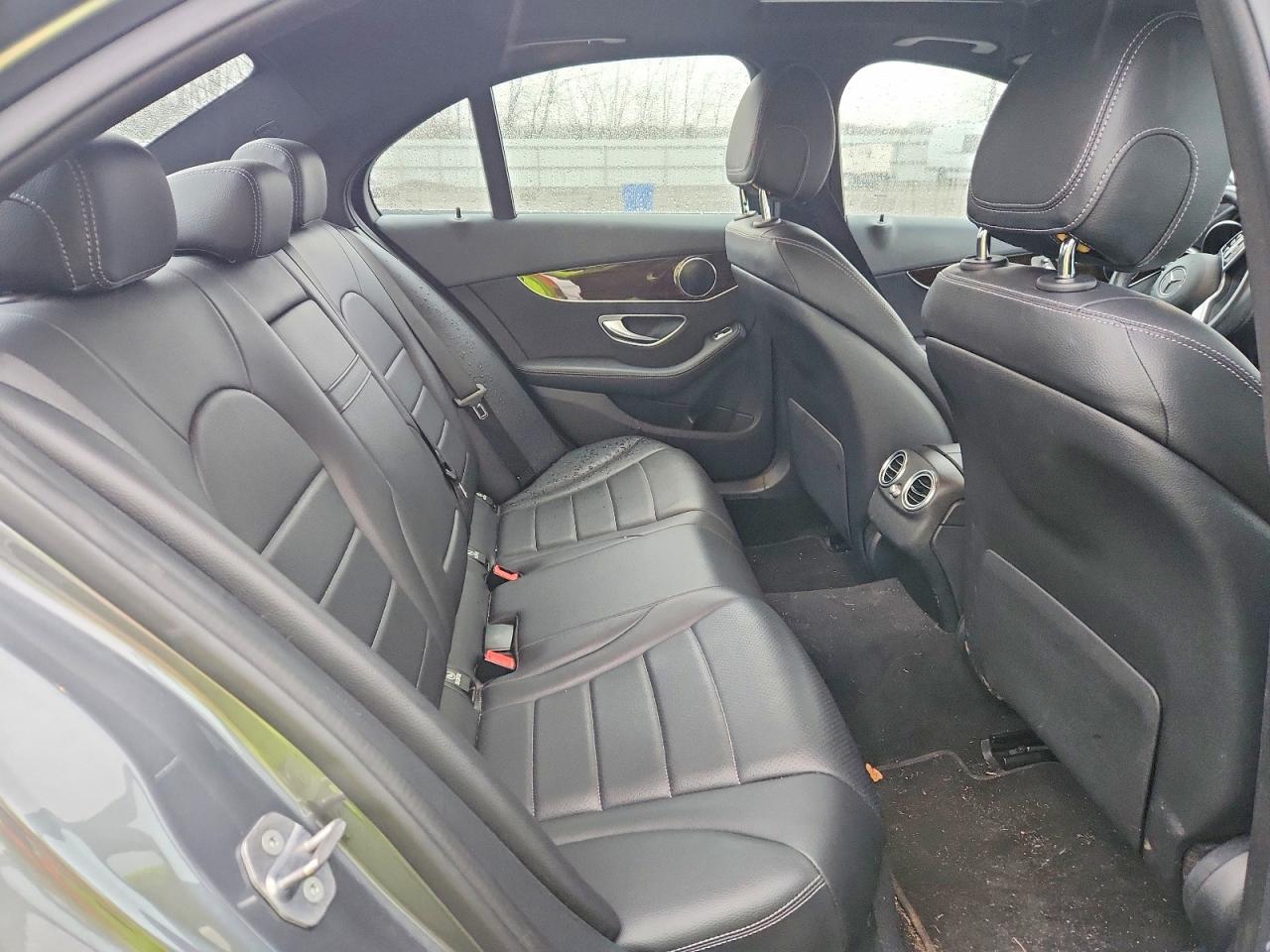 Mercedes-Benz C-Class 300 4matic