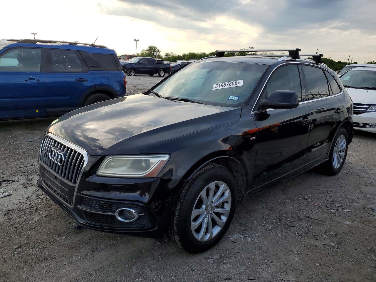 Salvage Audi Q5 Image