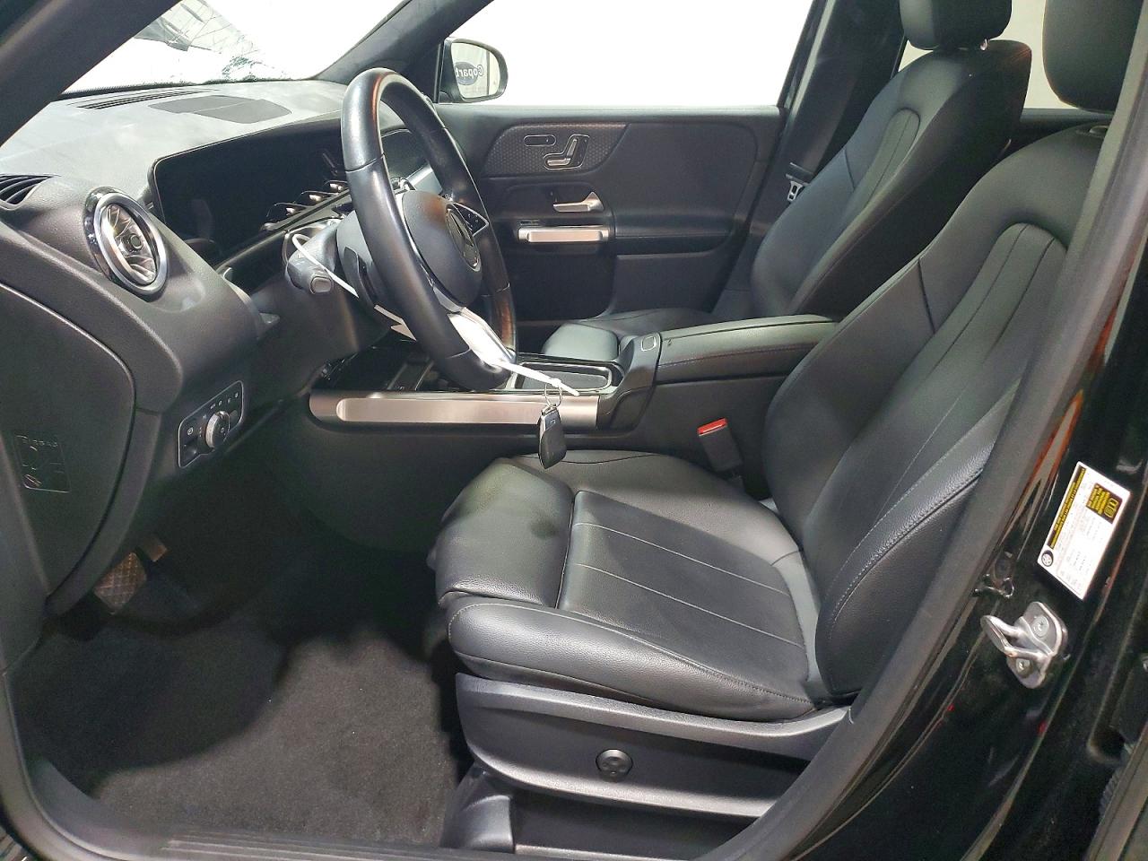 Mercedes-Benz GLB 250