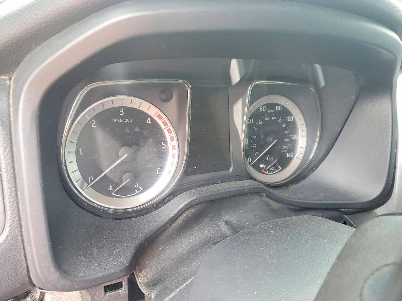 Nissan Titan Sv