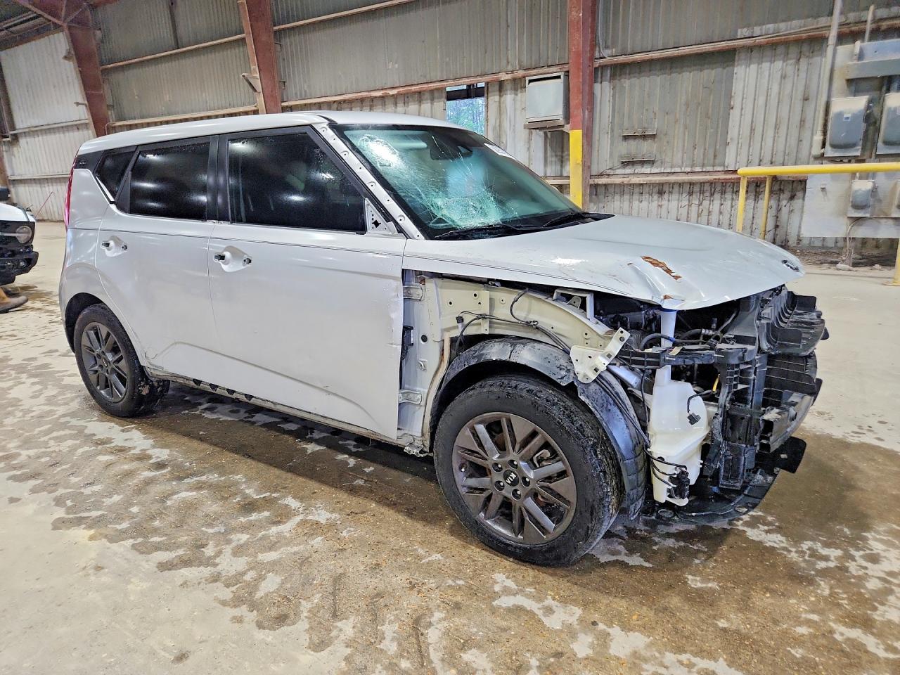 Kia Soul Lx