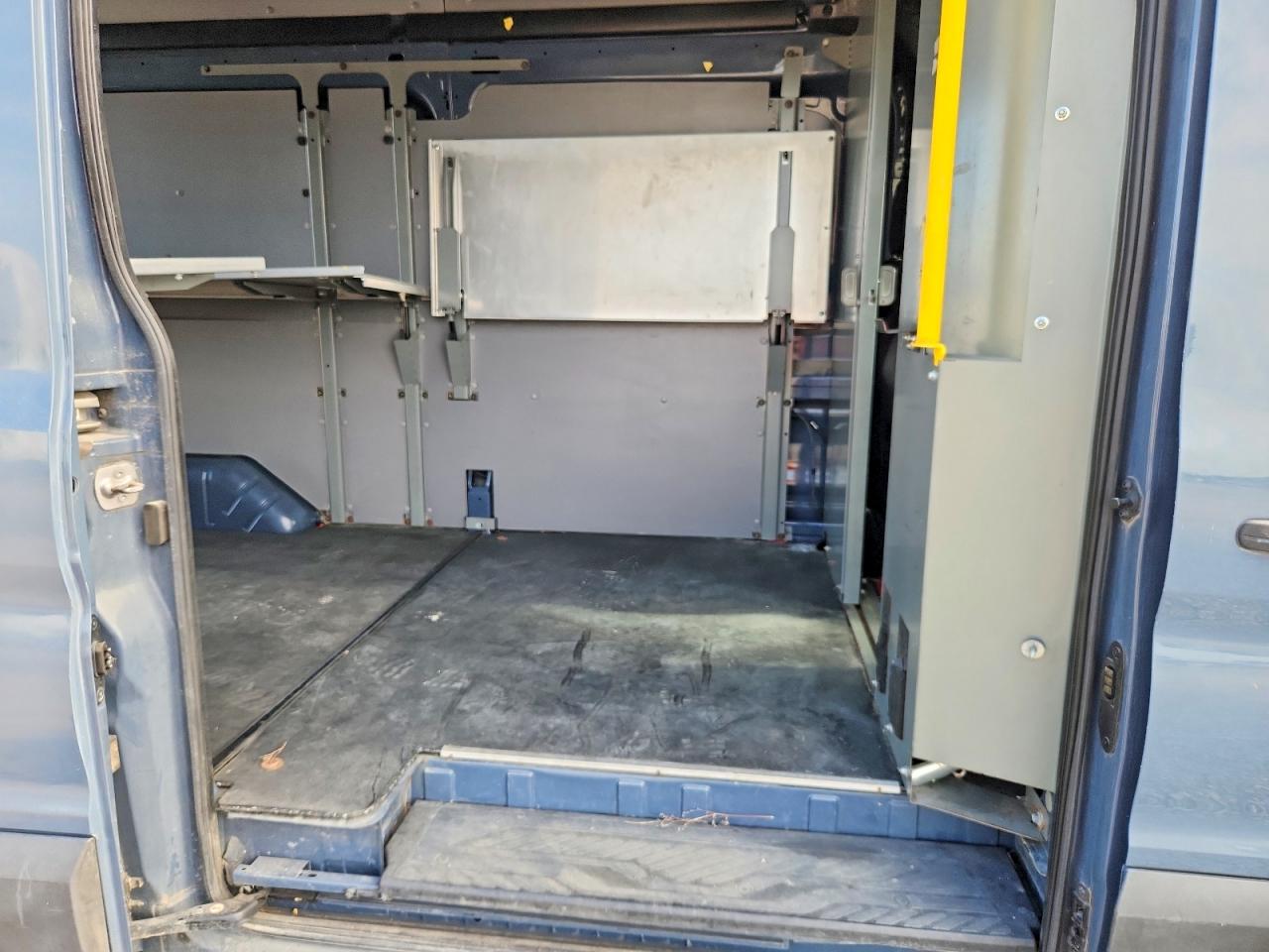 Ford Transit T-250