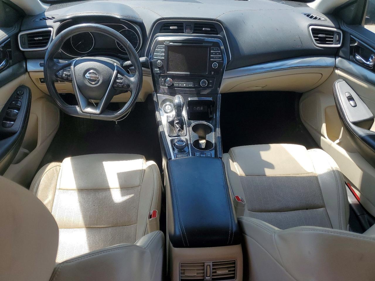 Nissan Maxima Sv
