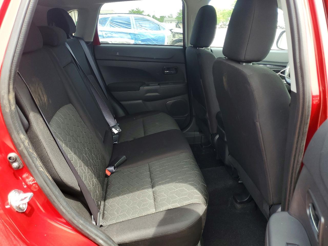 Mitsubishi Outlander S