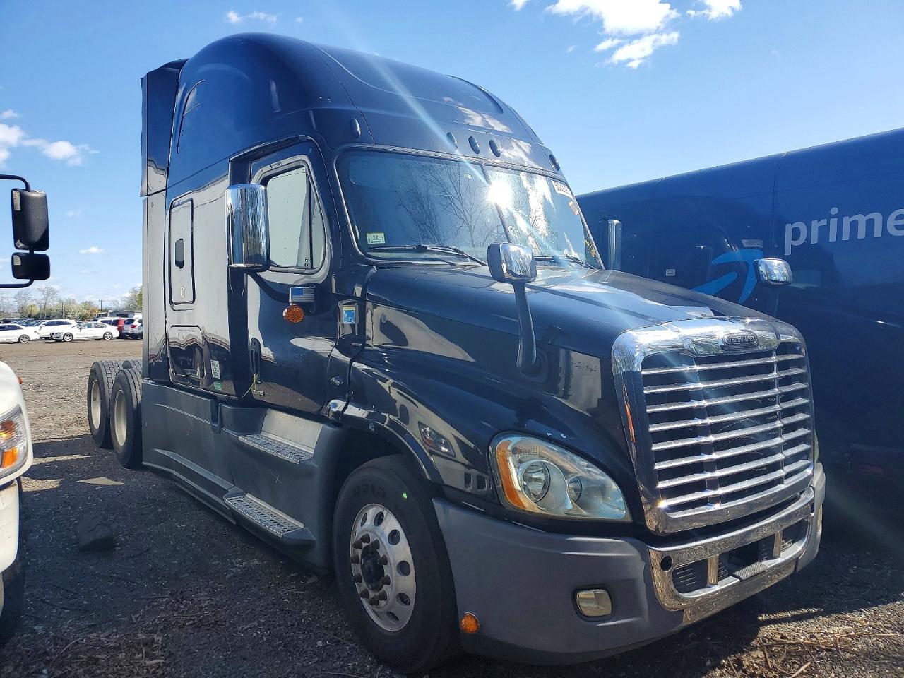 Freigliner Cascadia 125