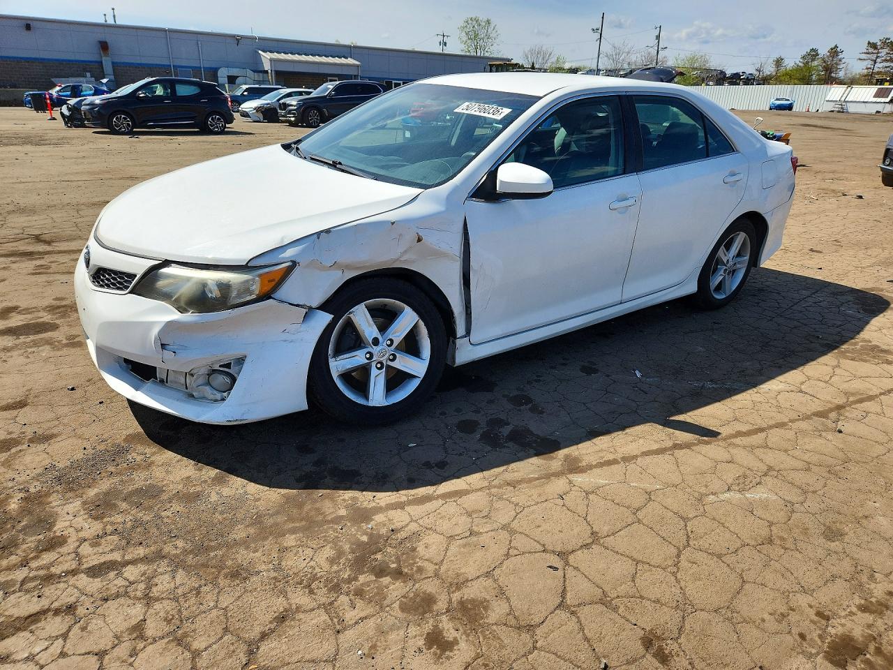 Salvage Toyota Camry Image
