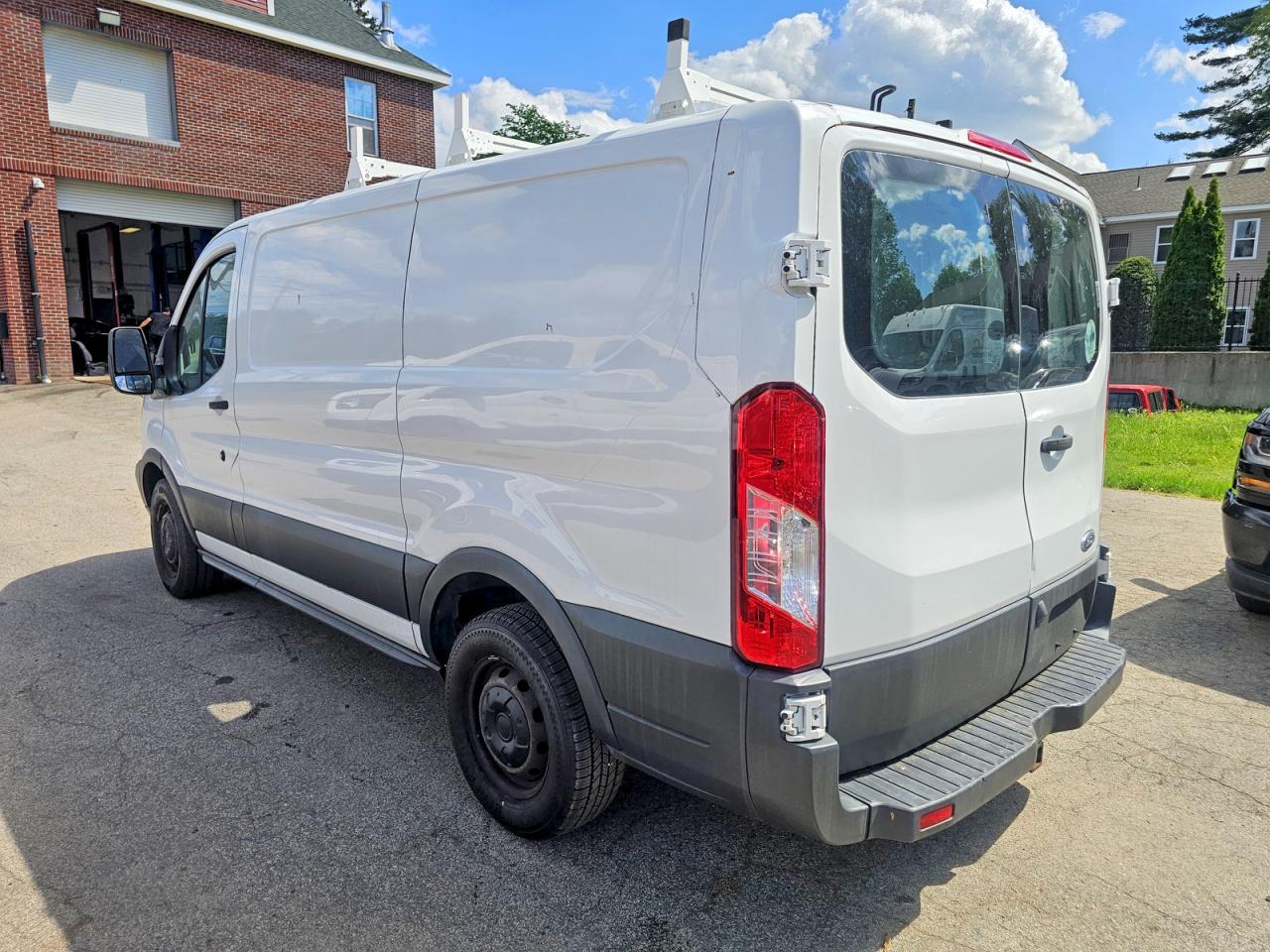 Ford Transit T-150