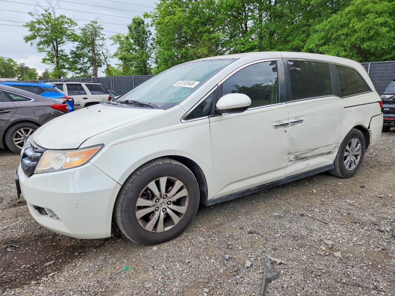 Salvage Honda Odyssey Image