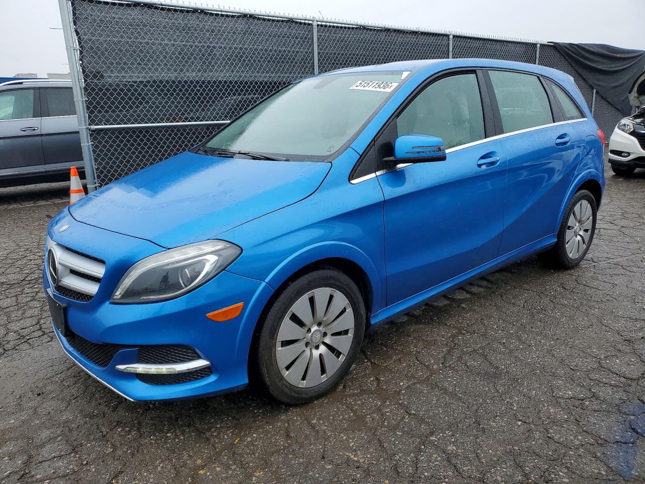 Salvage Mercedes-Benz B-Class Image