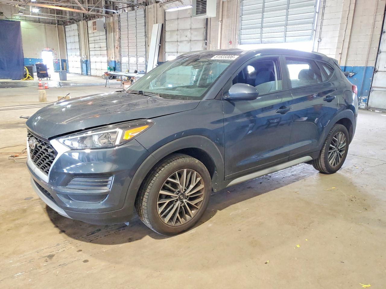 Salvage Hyundai TUCSON Image