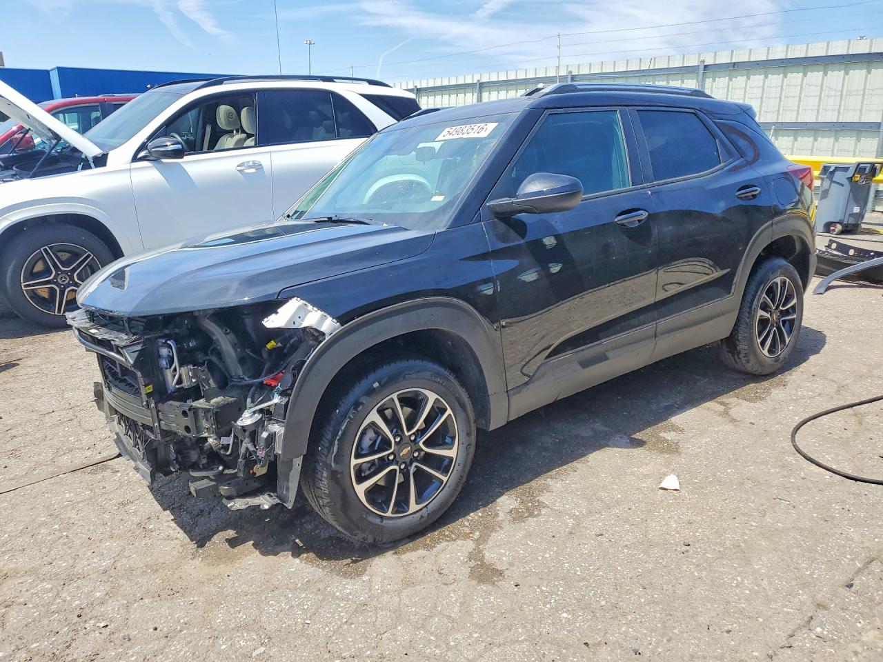 Salvage Chevrolet Trailblaze Image