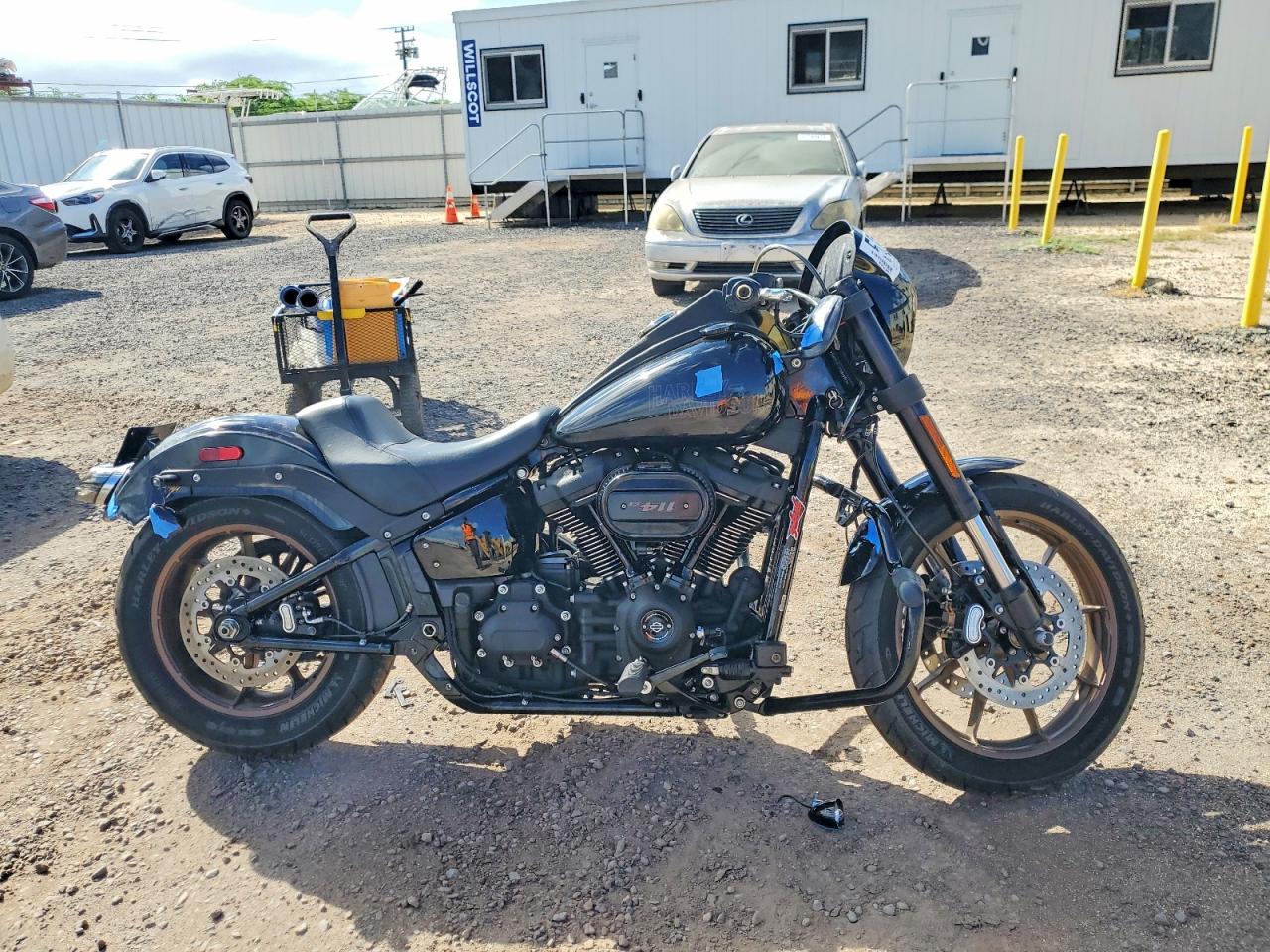 Salvage Harley-Davidson Fxlrs Image