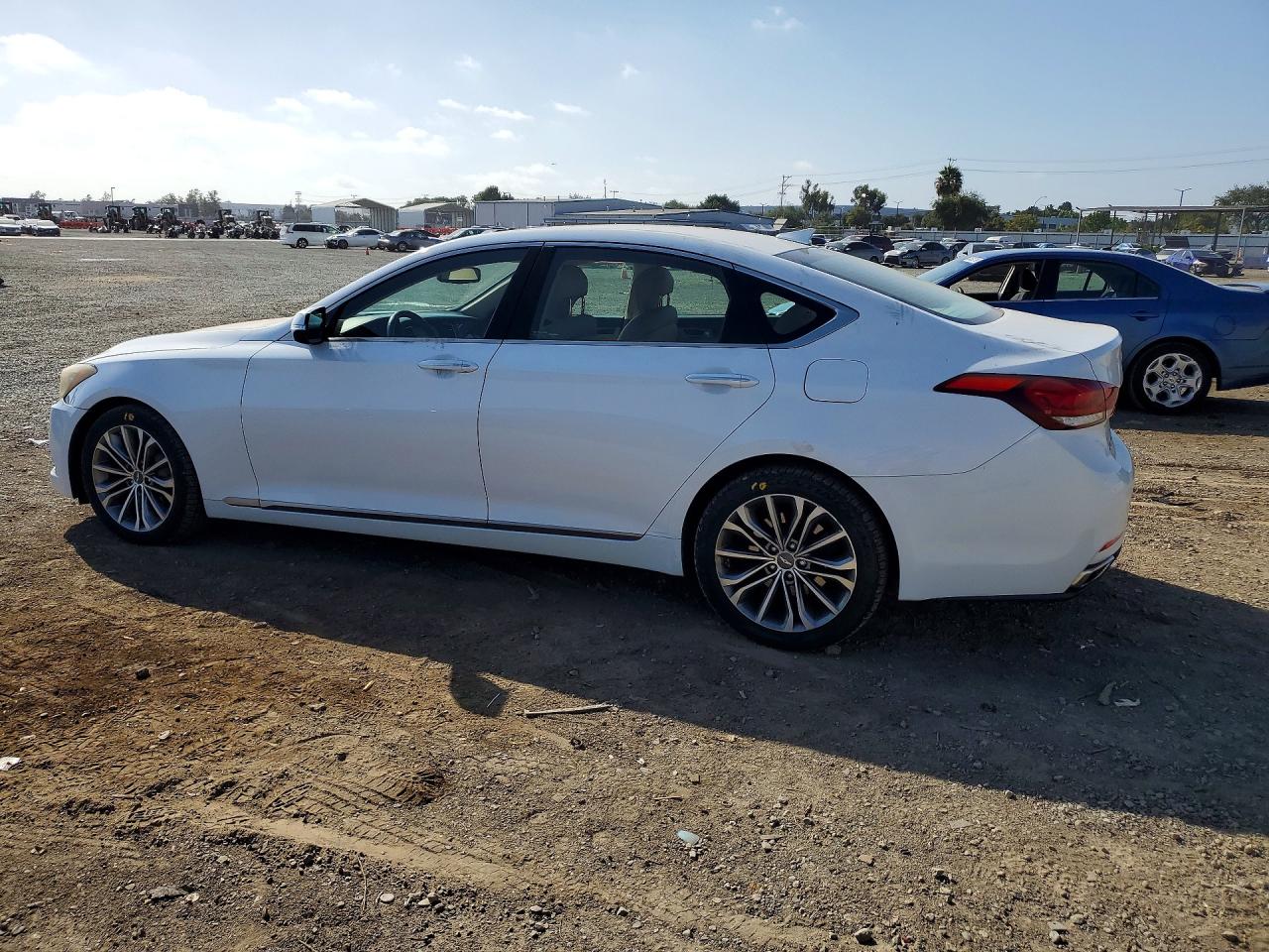 Hyundai Genesis 3.8l
