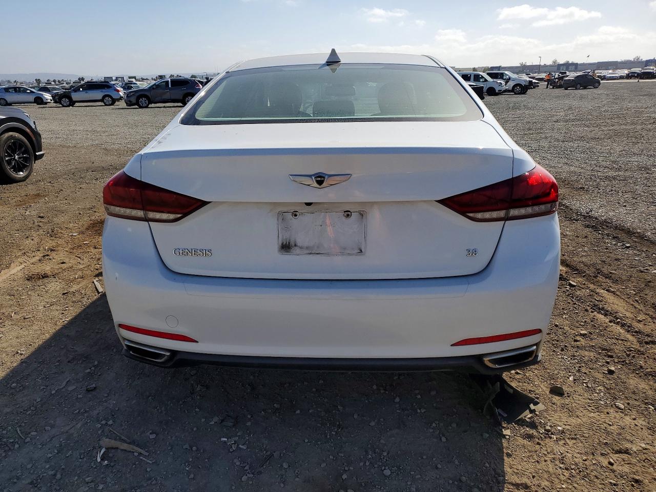 Hyundai Genesis 3.8l