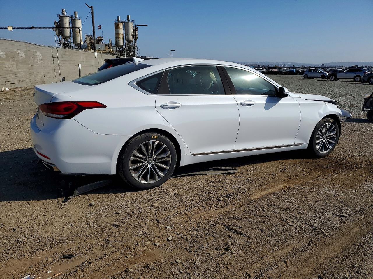 Hyundai Genesis 3.8l