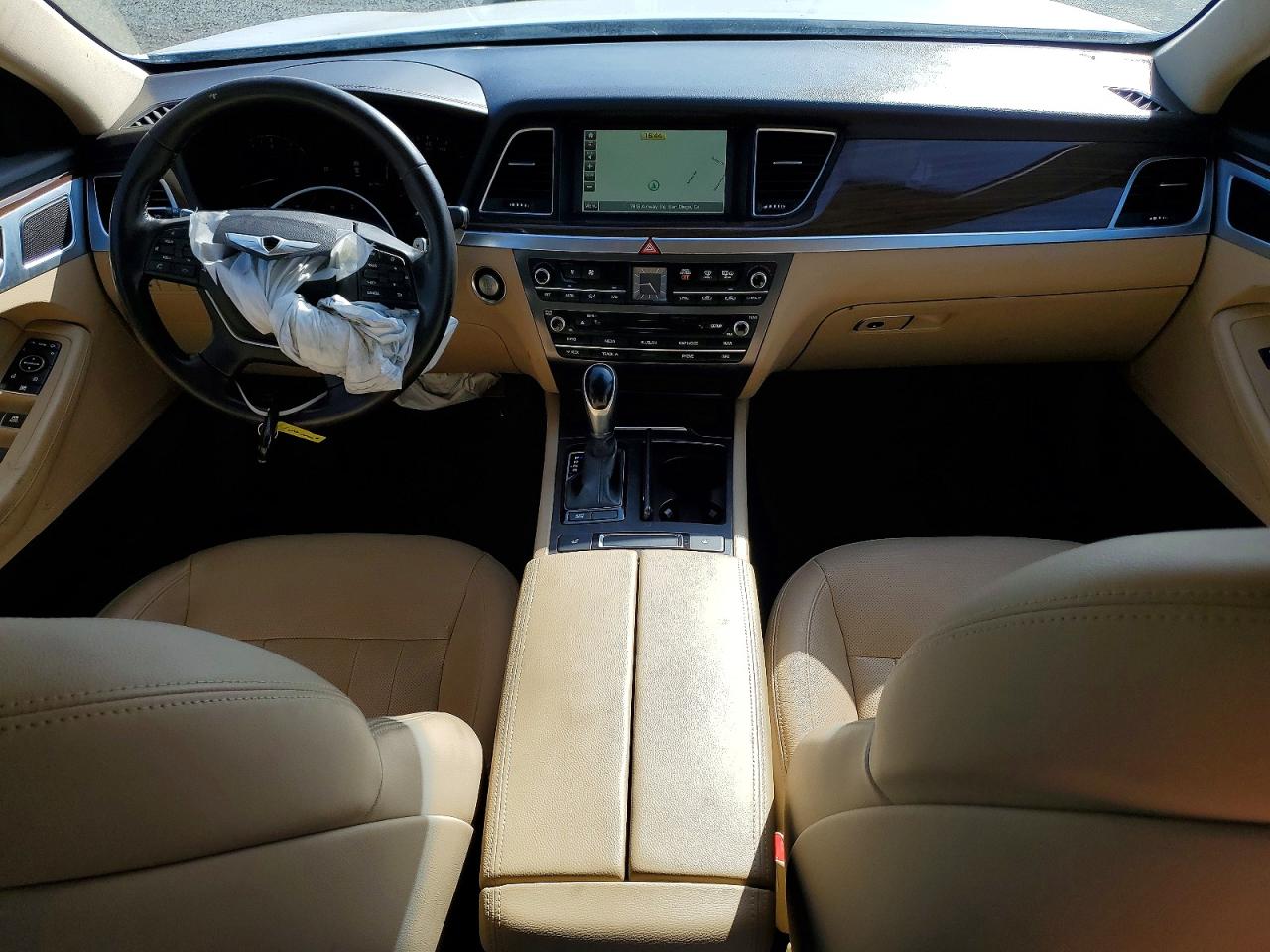 Hyundai Genesis 3.8l