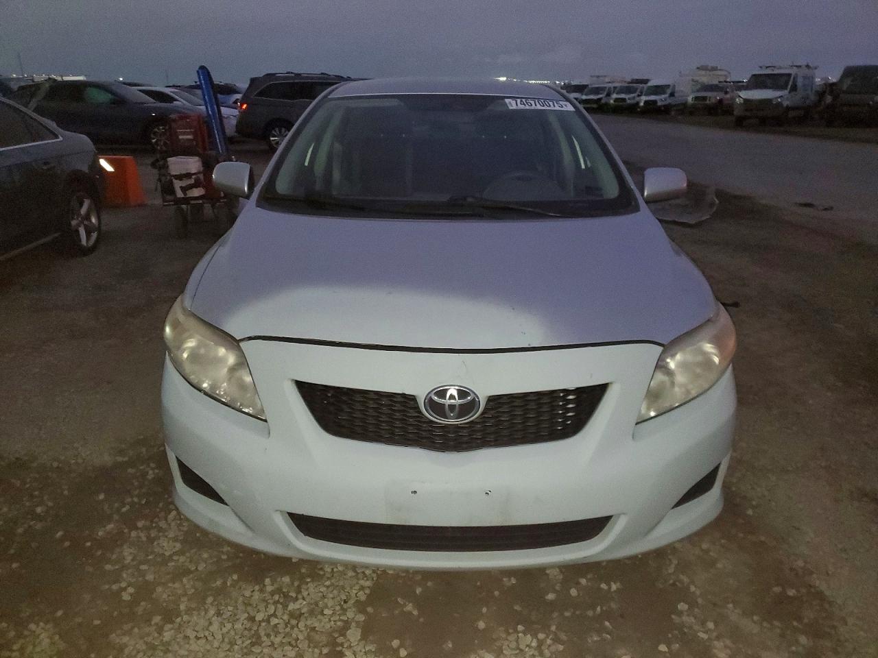 Toyota Corolla Base
