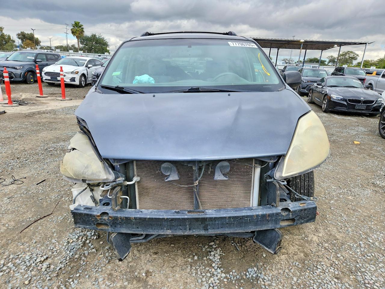 Toyota Sienna Ce