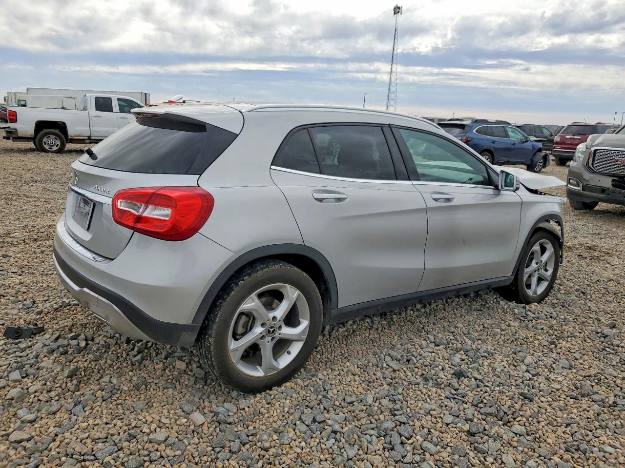 Mercedes-Benz GLA 250 4matic
