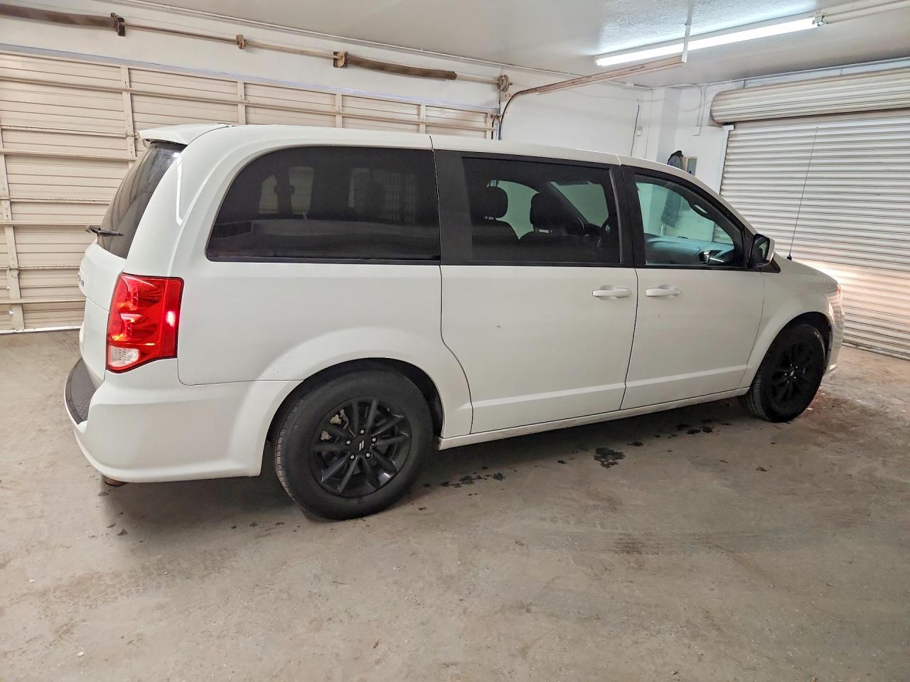 Dodge Caravan Se