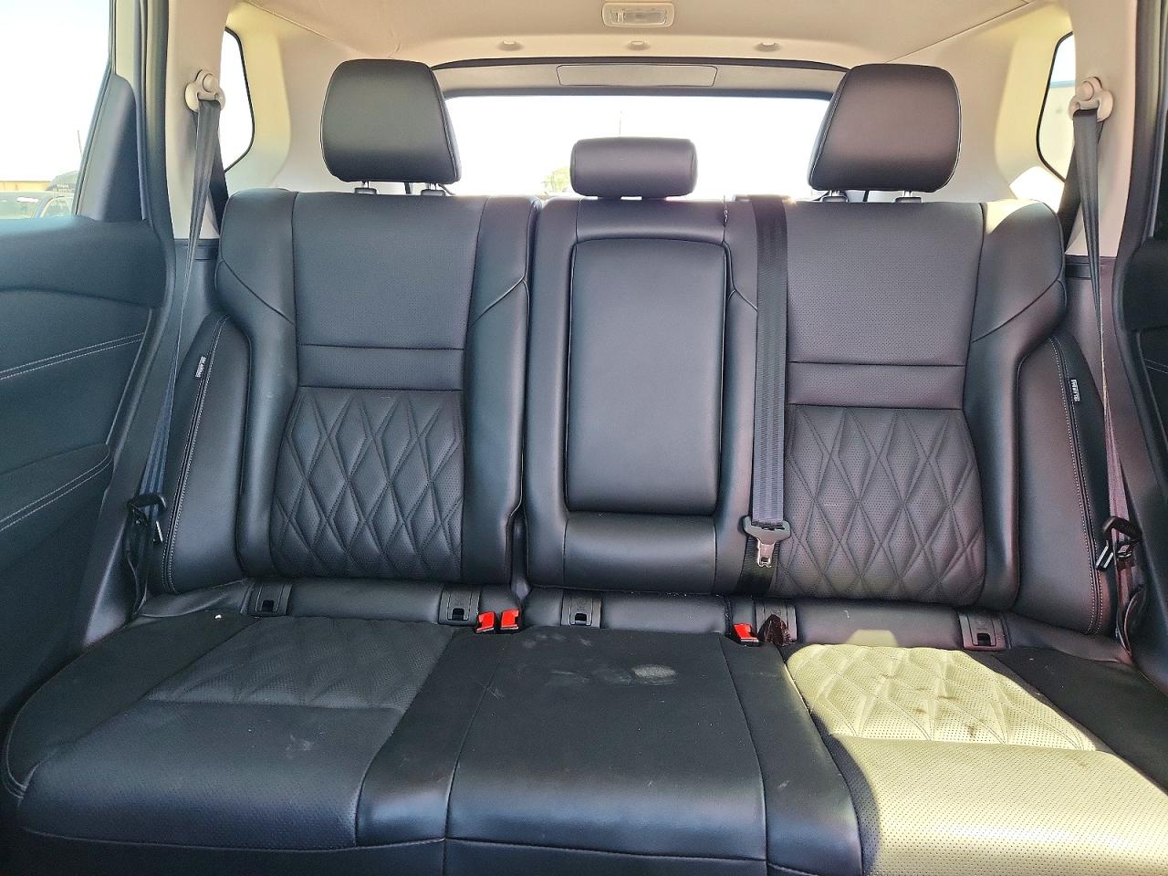 Nissan Rogue Platinum