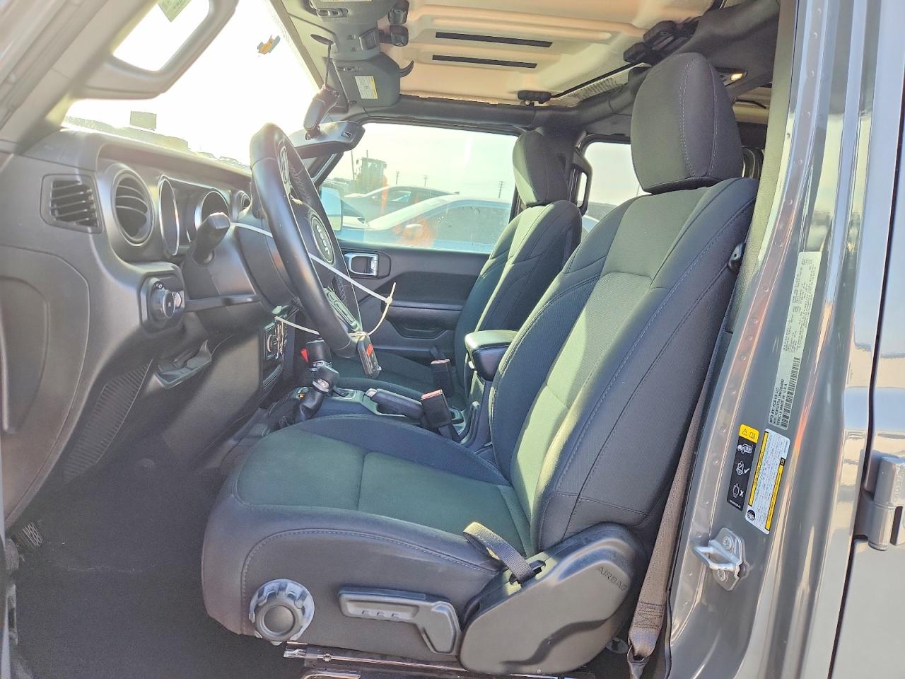 Jeep Wrangler Sport