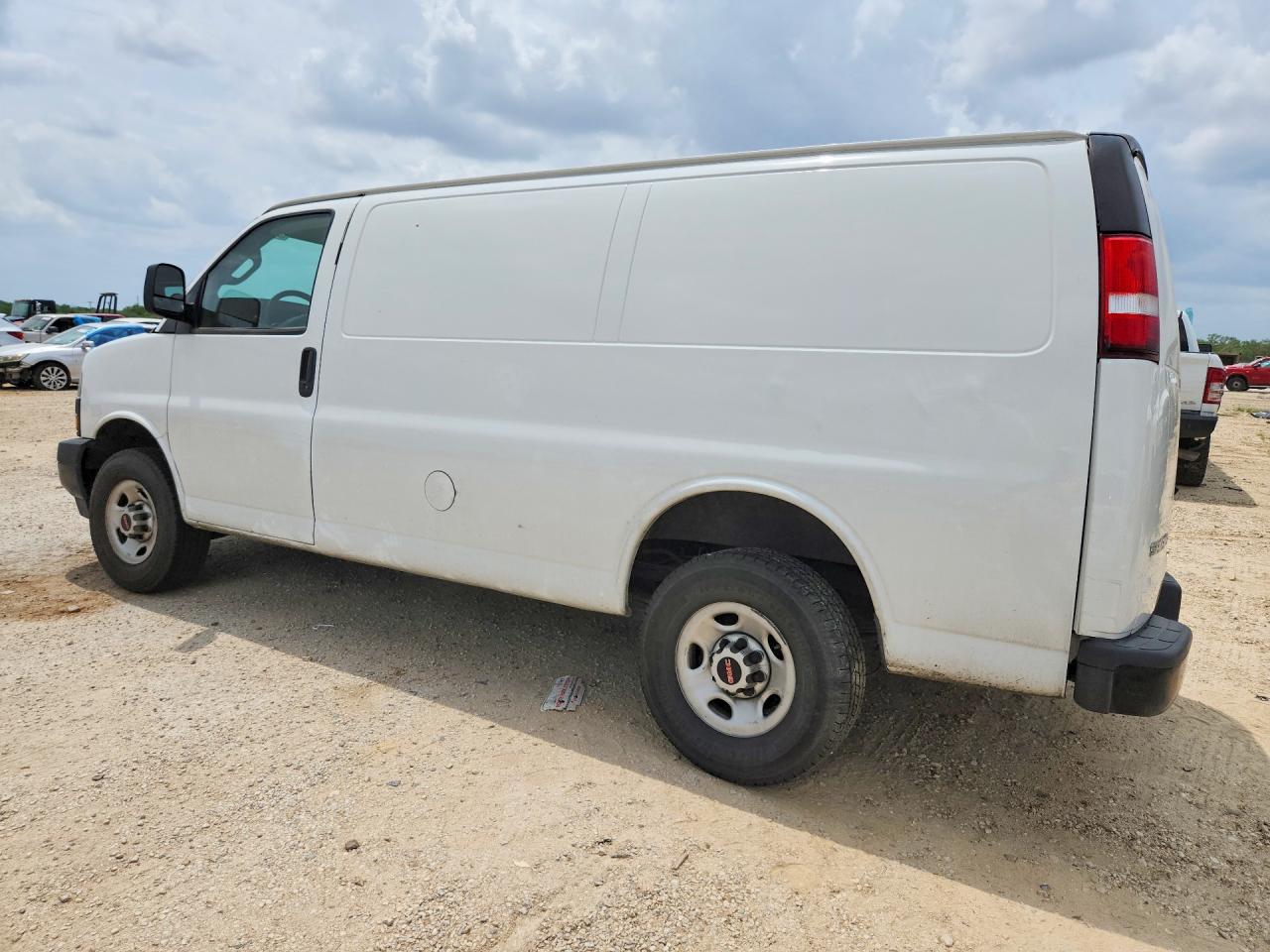 GMC Savana G2500