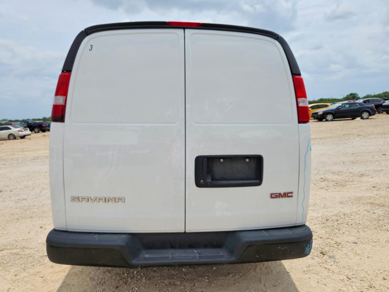 GMC Savana G2500