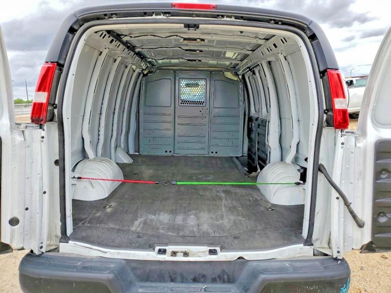 GMC Savana G2500