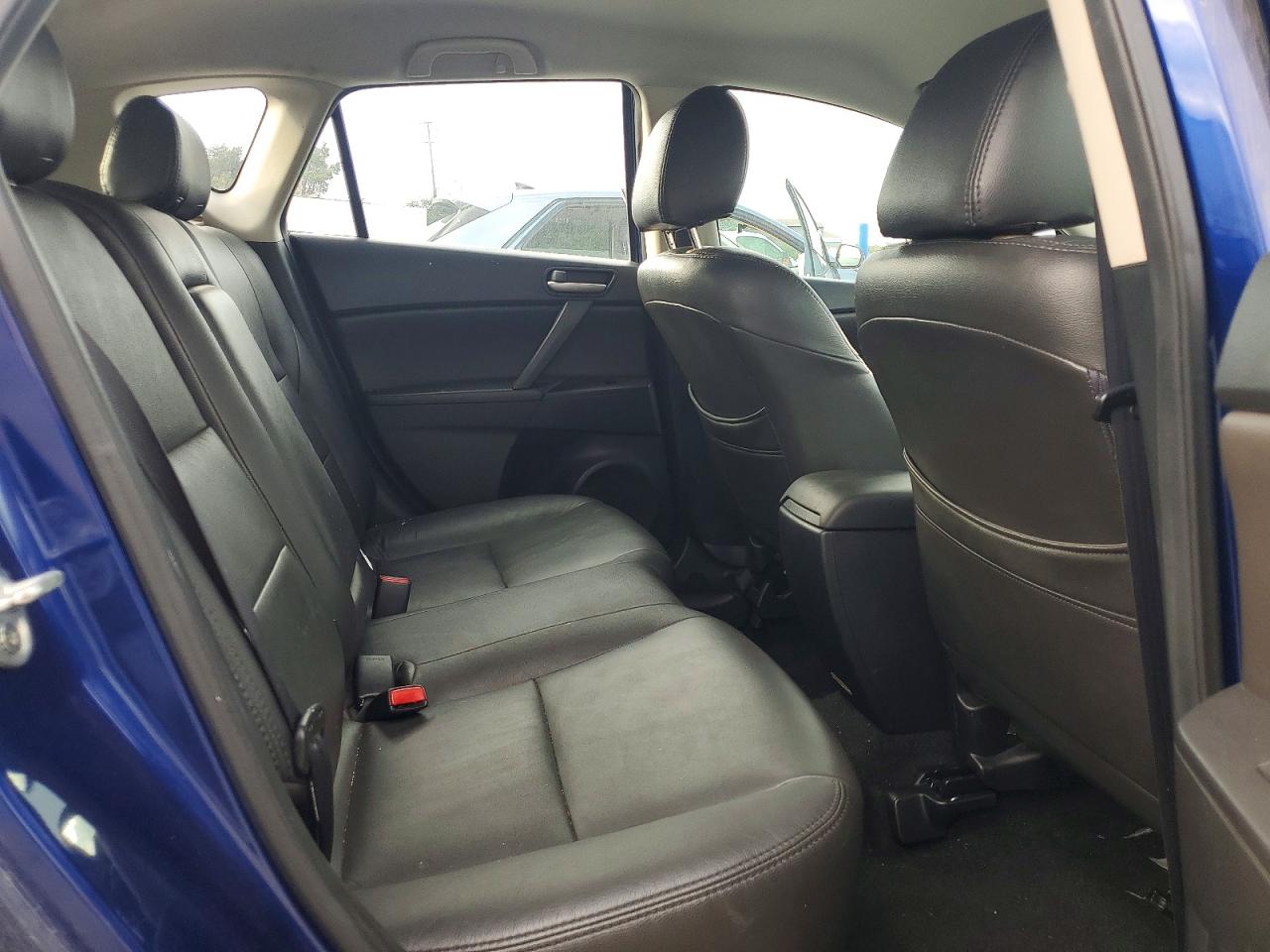 Mazda 3 I