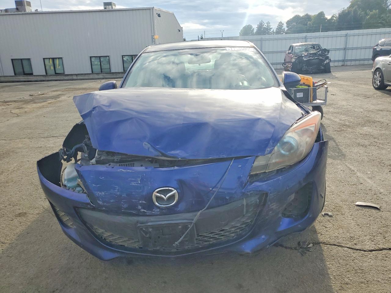 Mazda 3 I