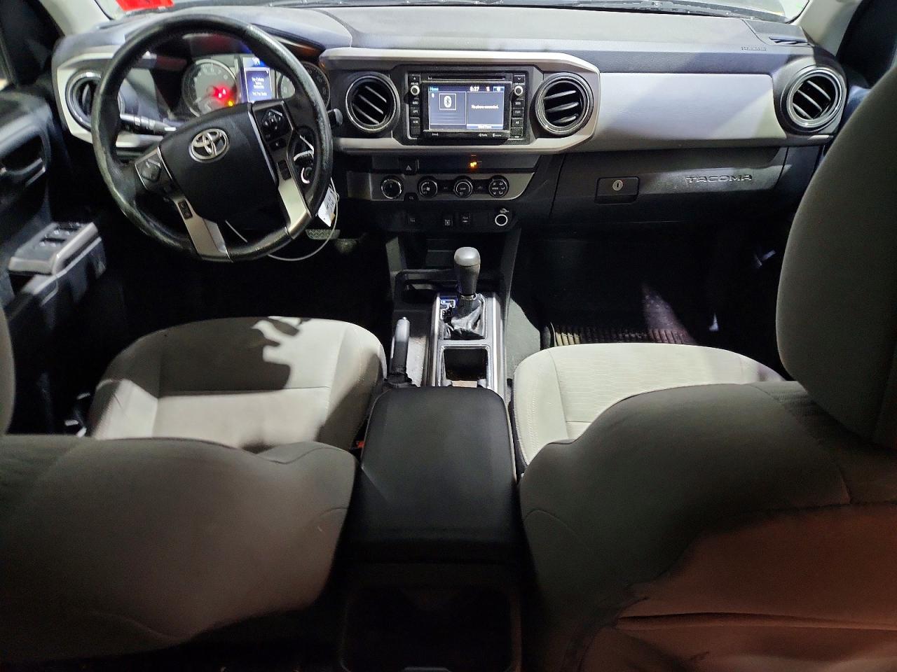 Toyota Tacoma Sr5 V6