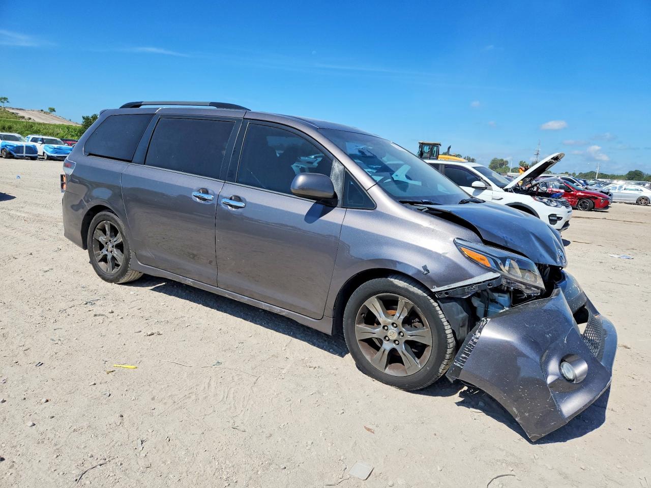 Toyota Sienna Se 8-passenger