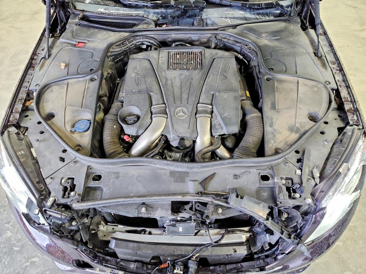 Mercedes-Benz S-Class 550