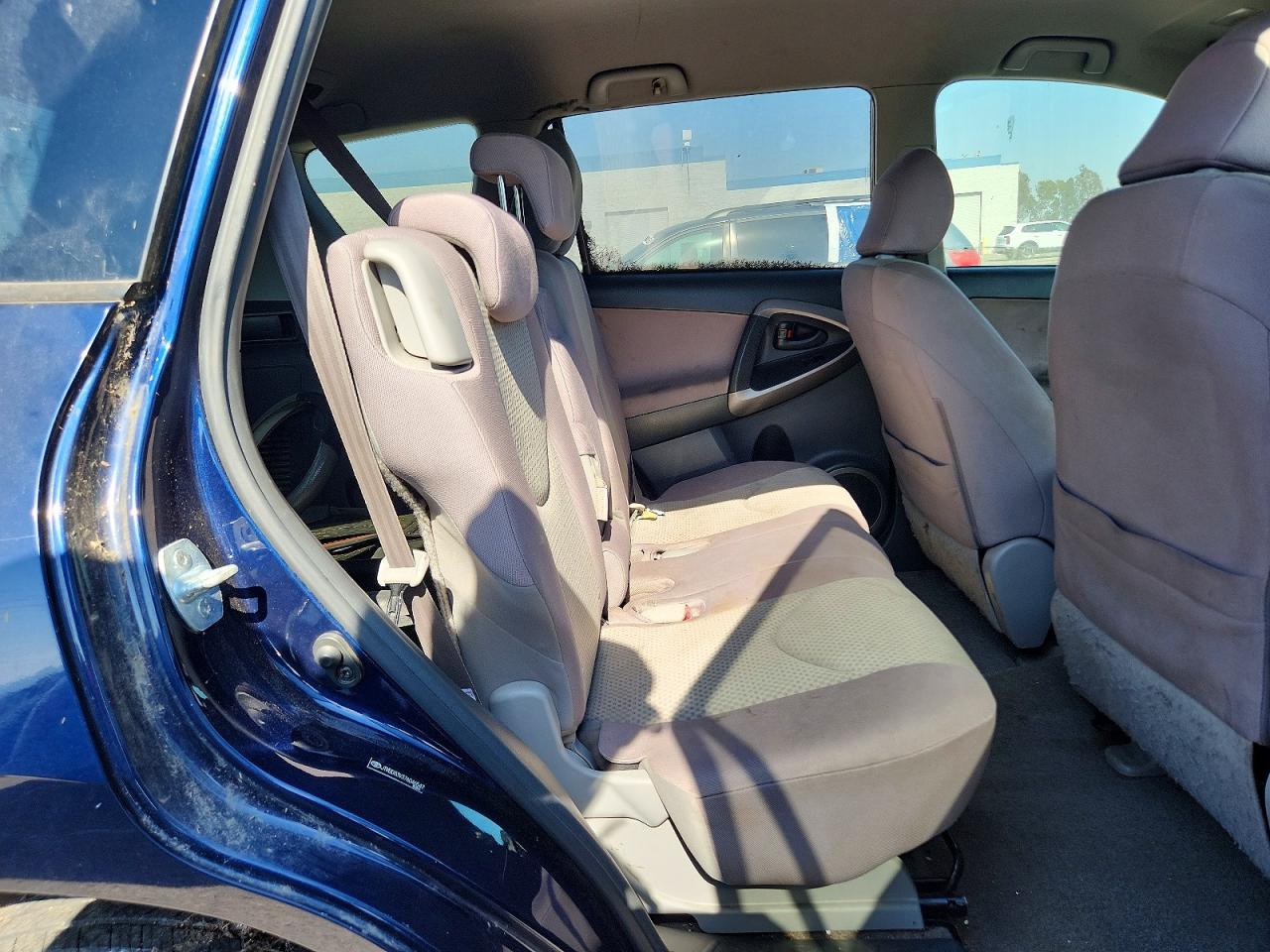 Toyota RAV4 Base