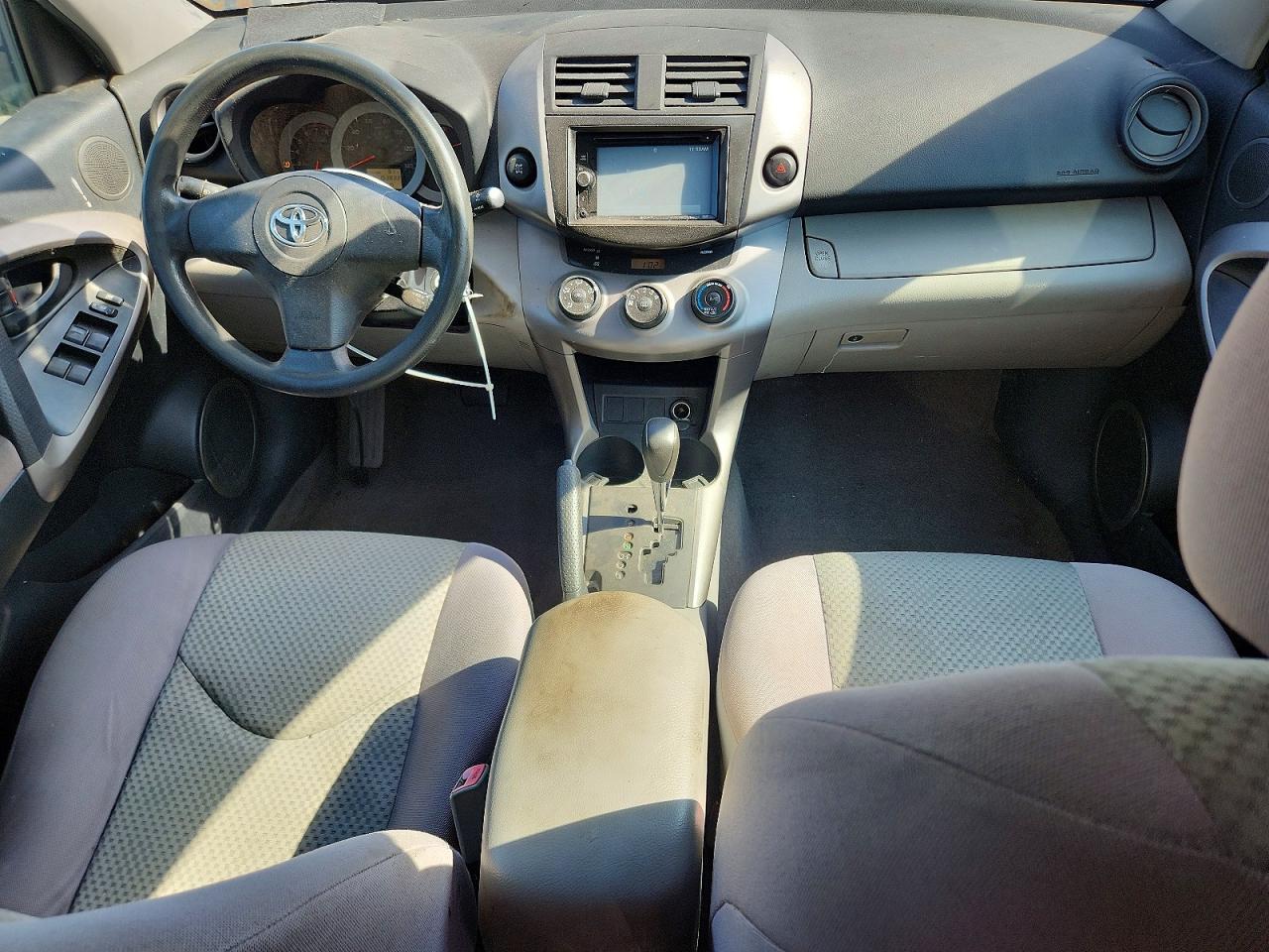 Toyota RAV4 Base