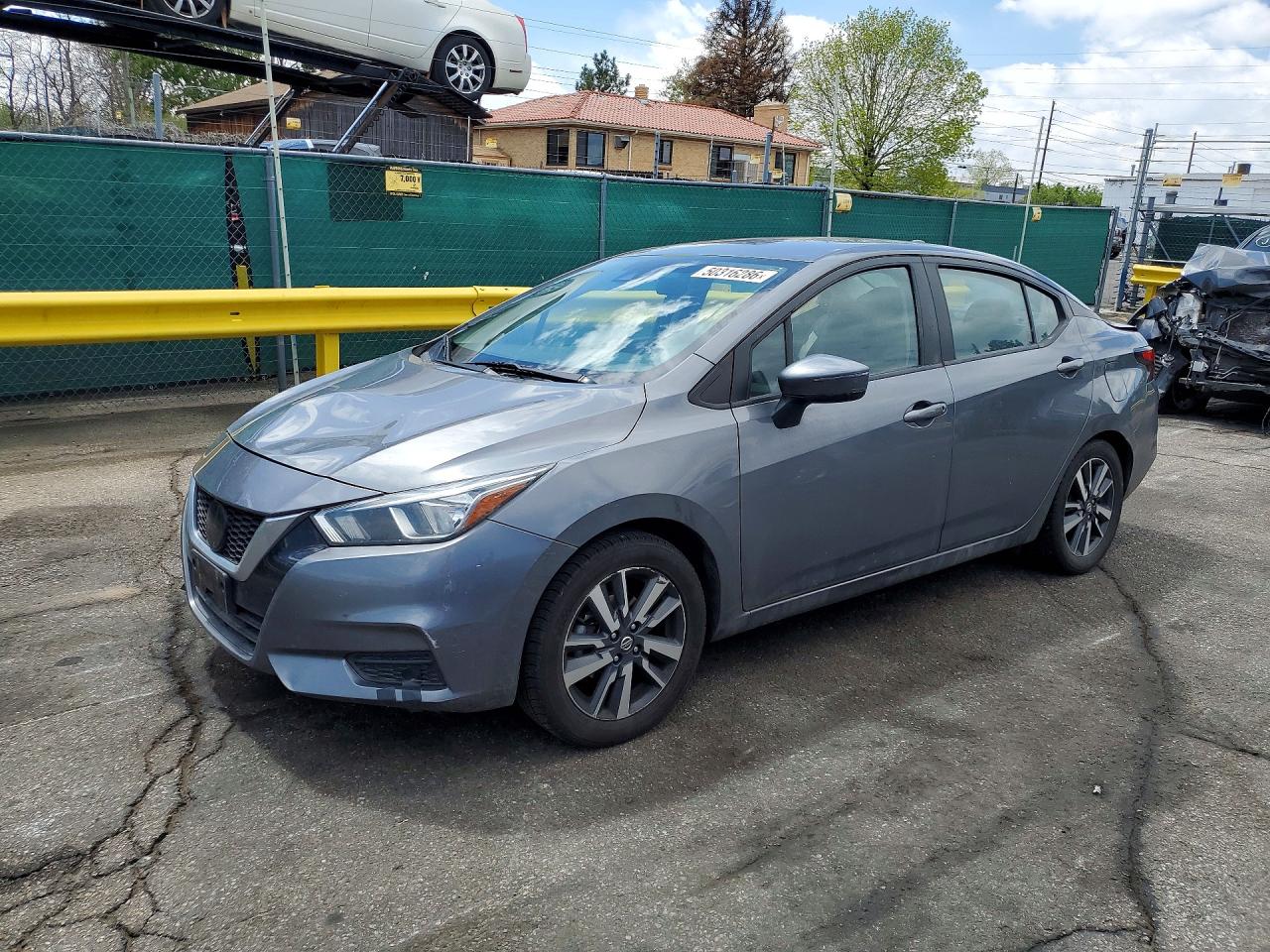 Salvage Nissan Versa Image