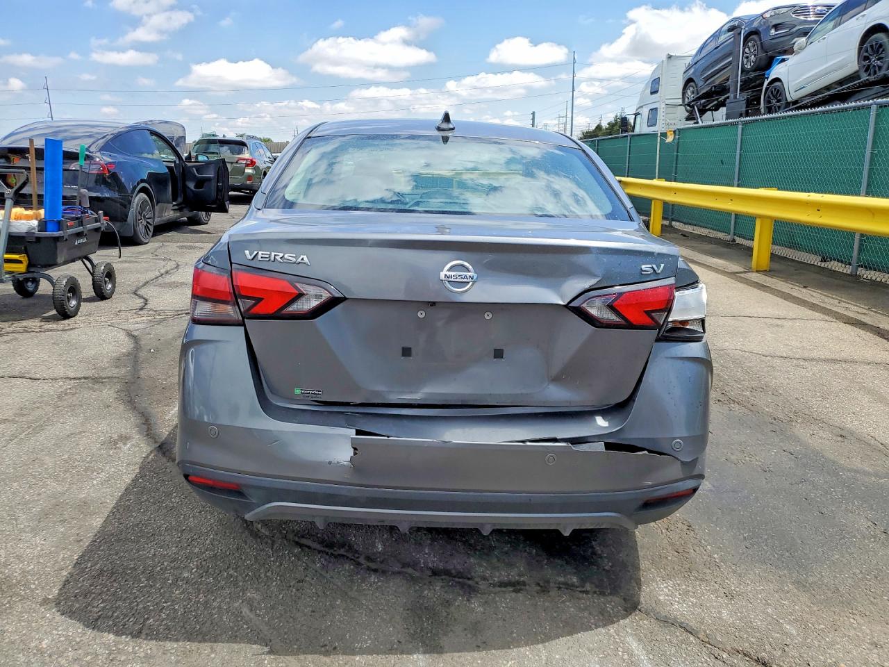 Nissan Versa Sv