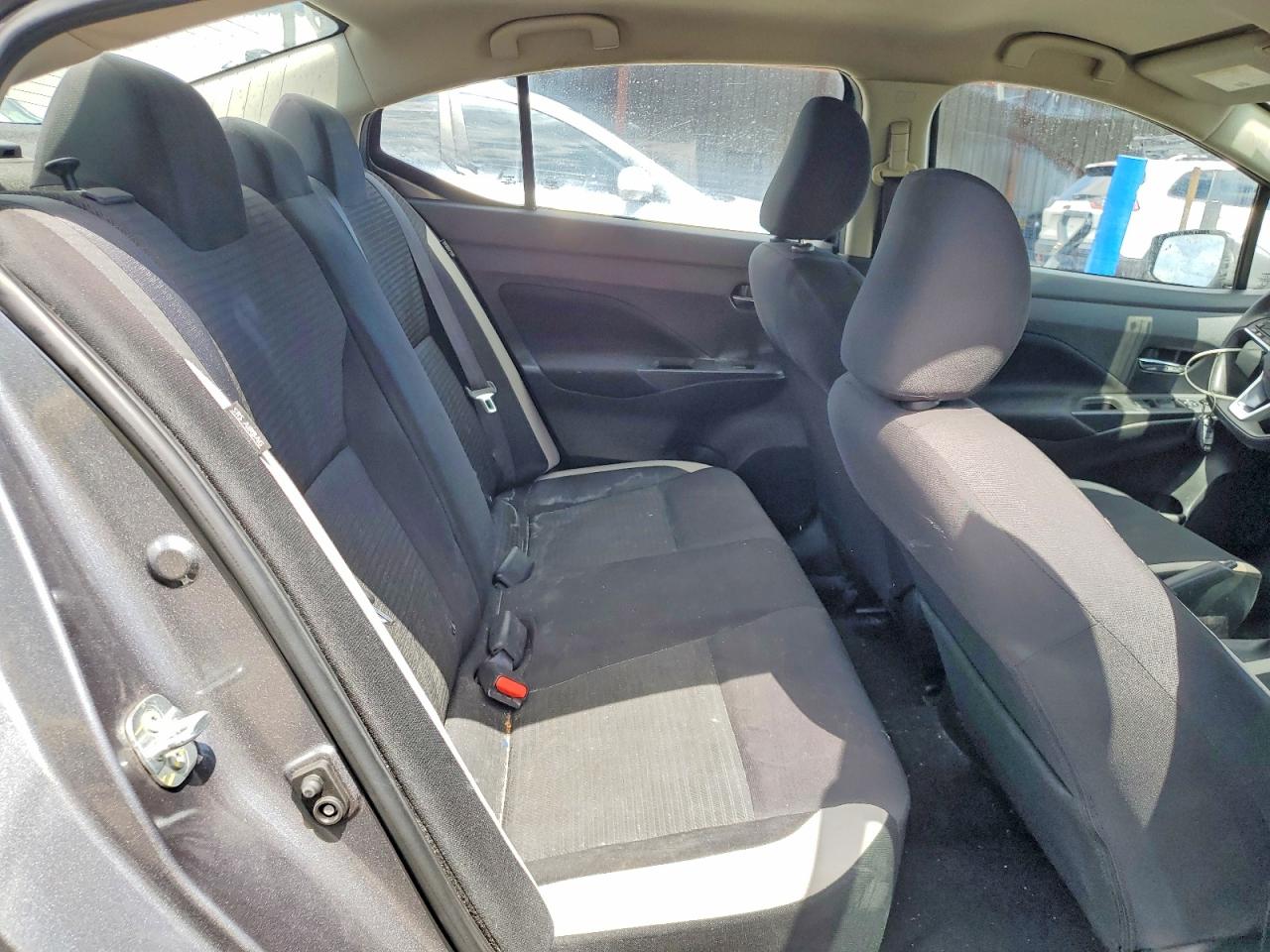 Nissan Versa Sv