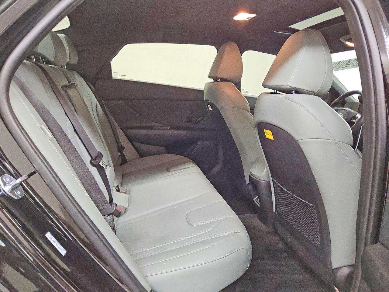 Hyundai ELANTRA Limited