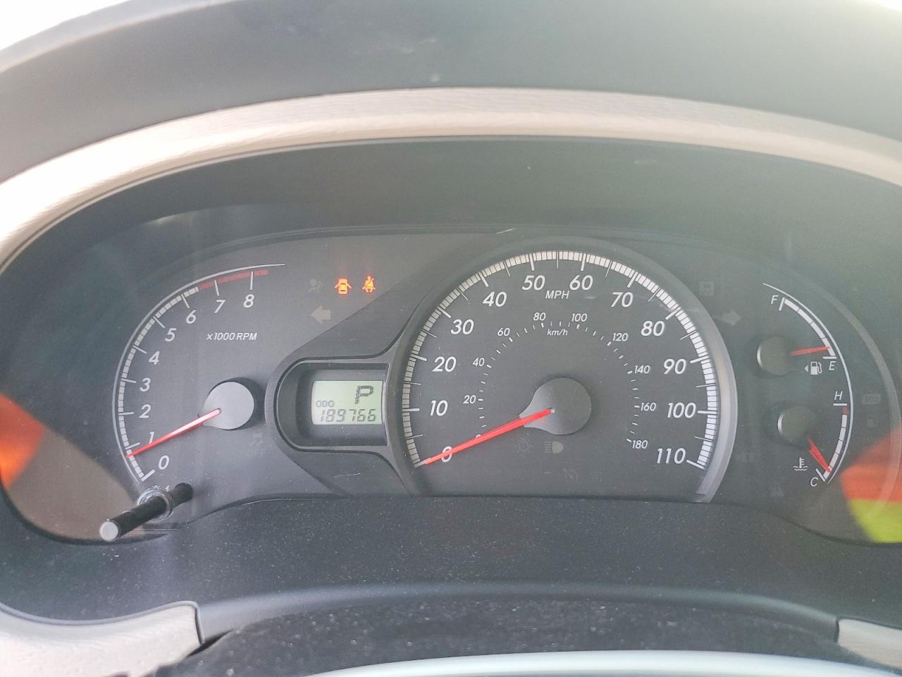 Toyota Sienna Le