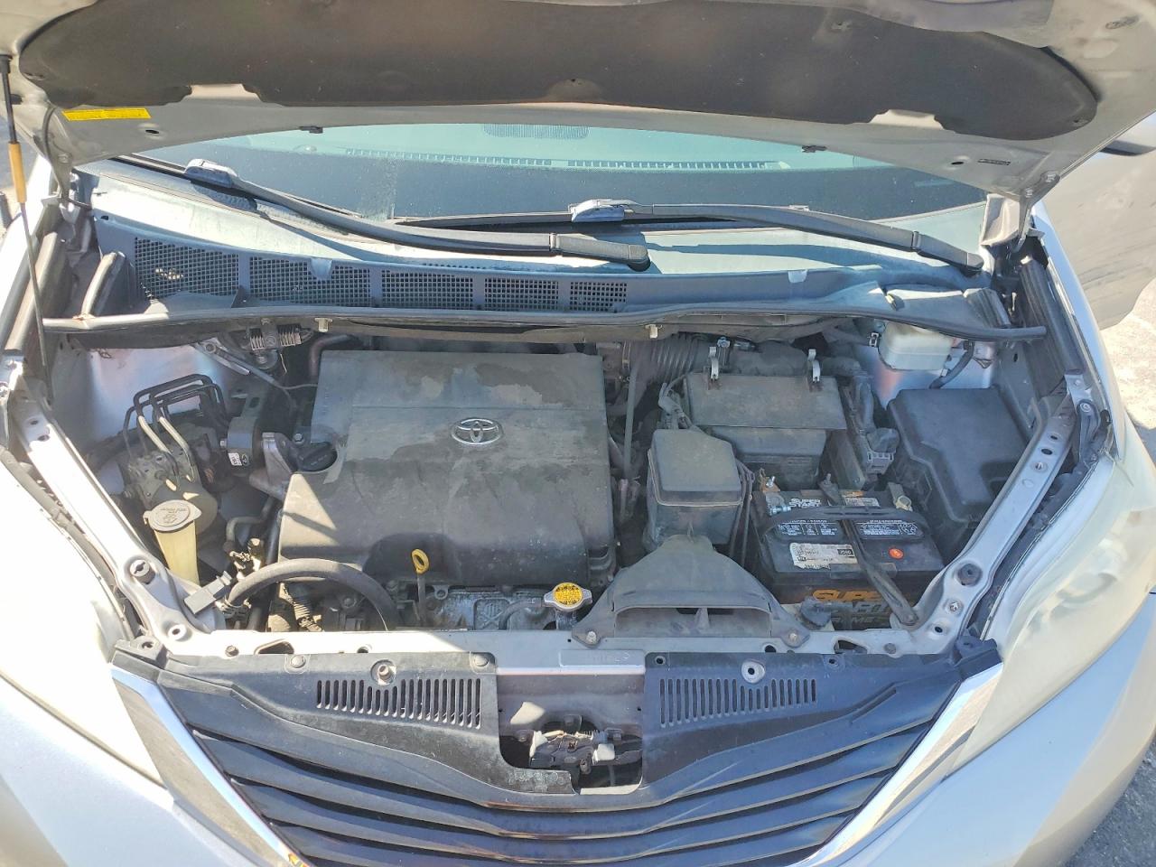 Toyota Sienna Le