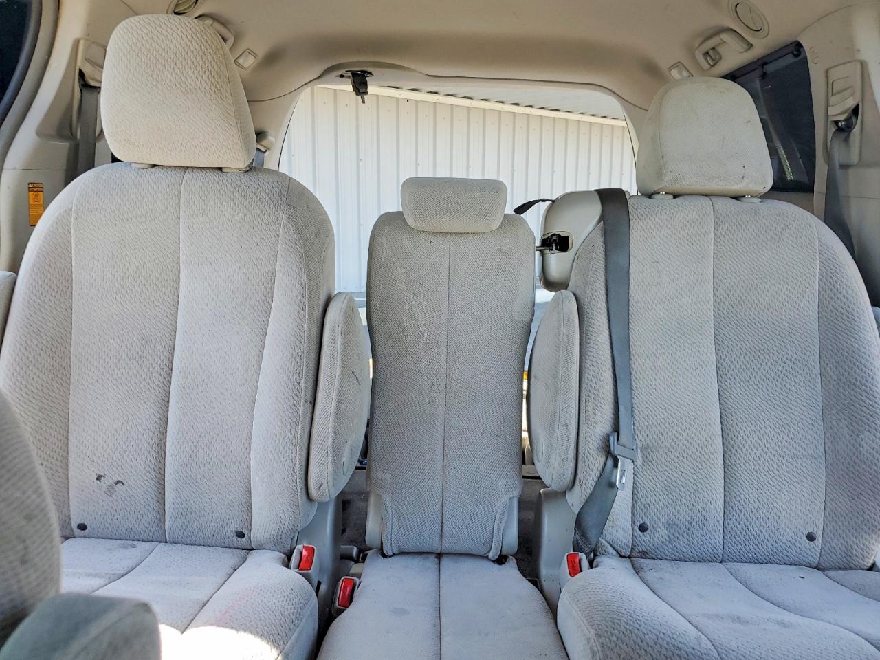 Toyota Sienna Le