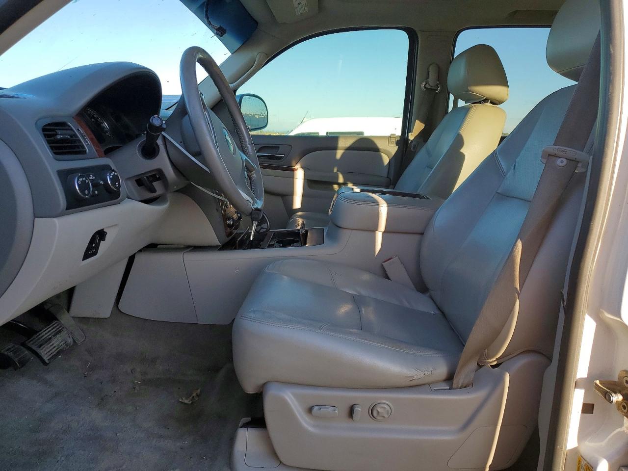 Chevrolet Suburban K1500 Ltz