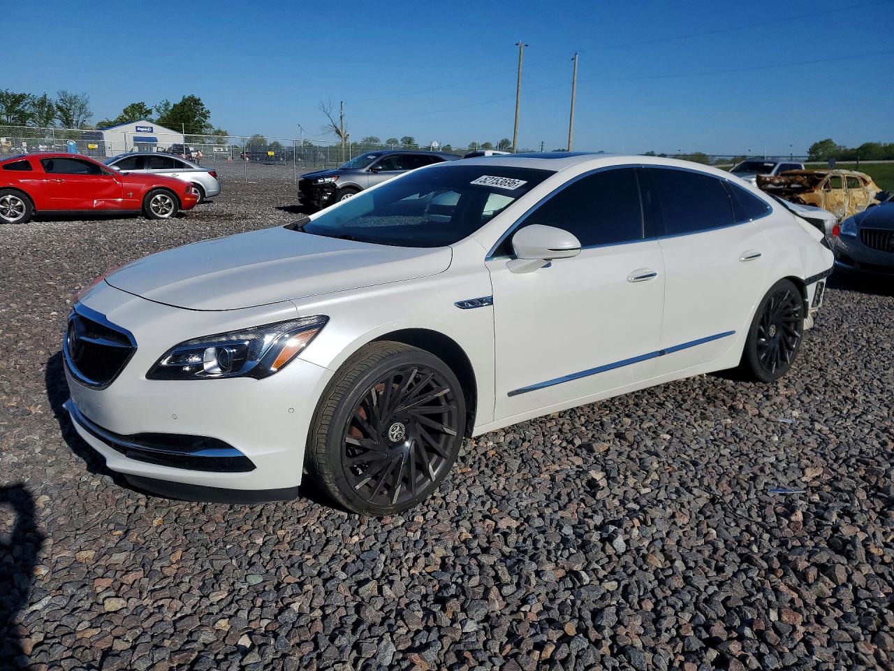Salvage Buick LaCrosse Image