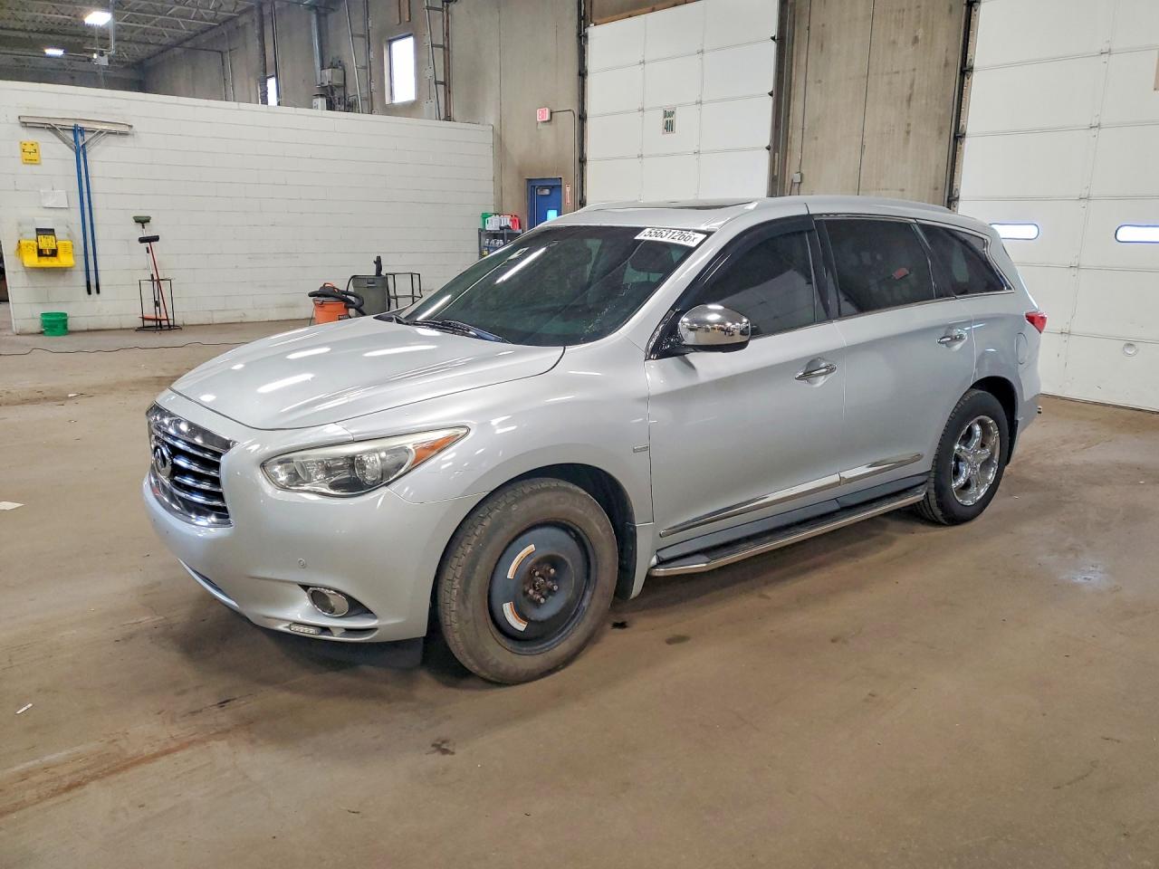 Salvage INFINITI Qx Image