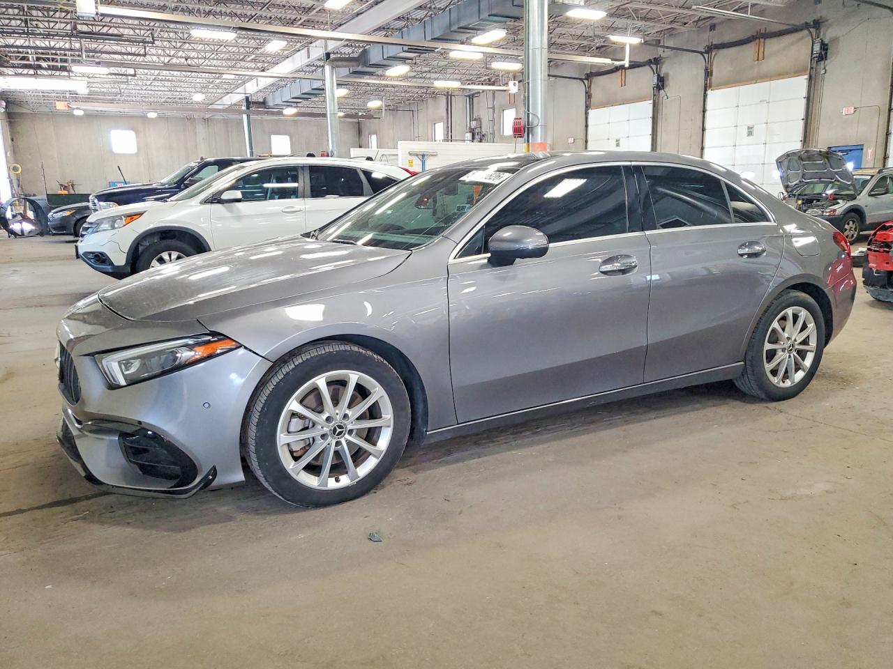 Mercedes-Benz A-Class 220